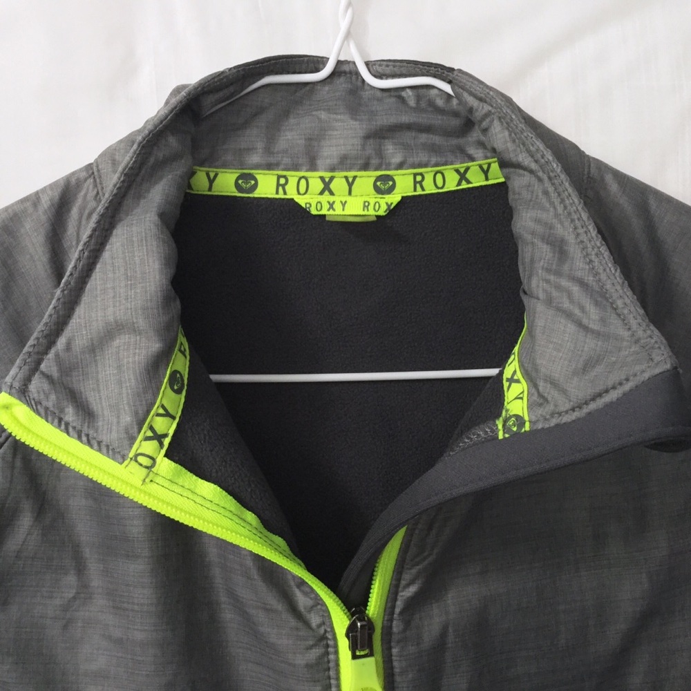 Roxy Breakline Raglan Running Jacket - image 3